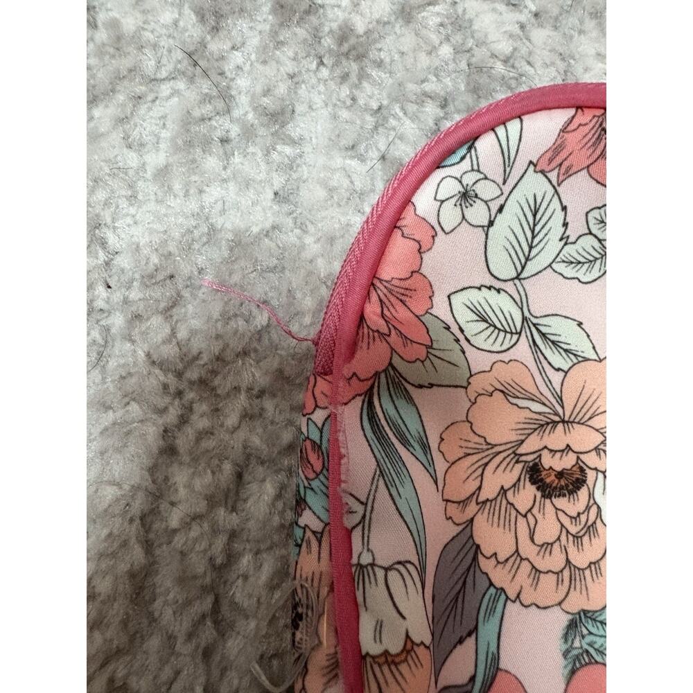 Nicole Miller New York Floral Print Pink/Multicolor Zipper Makeup Bag - Picture 5 of 5